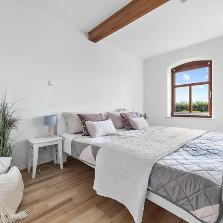 Hohe Luft Eg דירה *